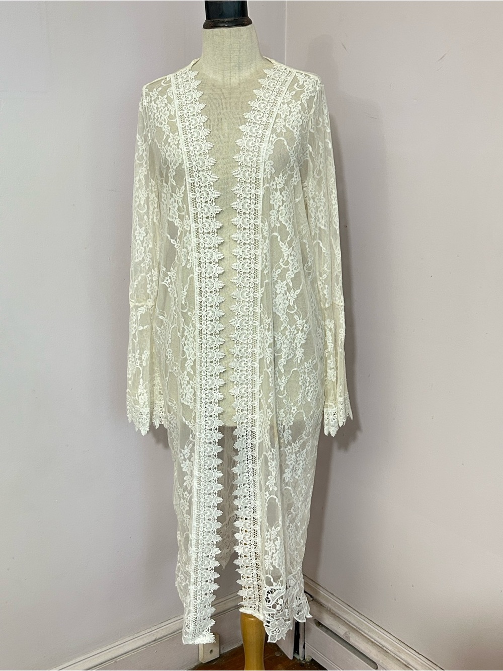 Polly & Esther Lace Kimono Robe Large